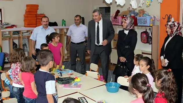 AĞRI MİLLİ EĞİTİM MÜDÜRÜ DURSUN YAZ OKULUNU ZİYARET ETTİ