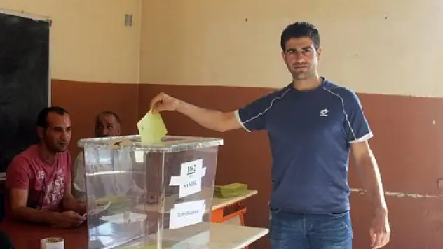 Ağrı'da Cumhurbaşkanlığı İçin Halk Sandık Başında