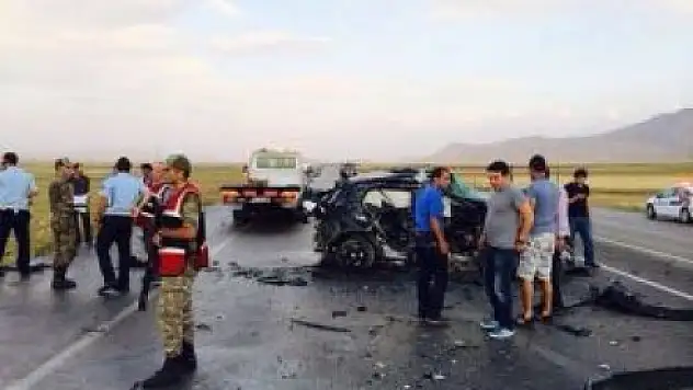 Doğubayazıt'ta Trafik Kazası: 3 Ölü, 2 Yaralı