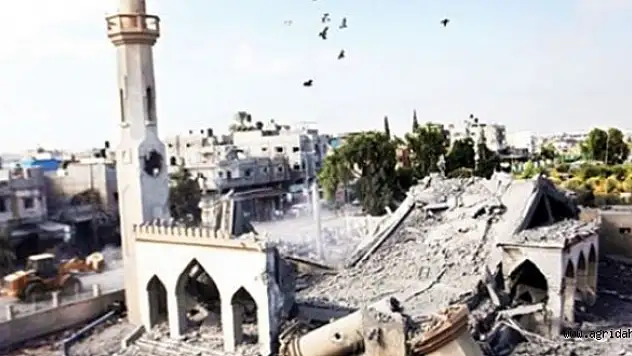 İsrail cami bırakmayacak