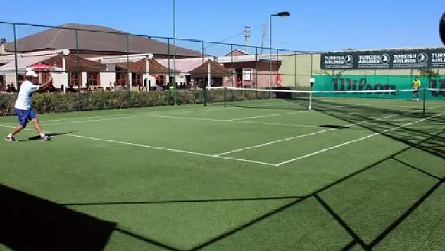 16 Yaş Türkiye Tenis Şampiyonası Ağrı'da Yapılacak