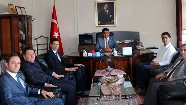 AĞRI YURT AY DER'DEN VALİ YARDIMCISI GENÇOĞLU'NA ZİYARET