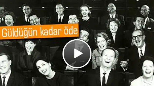 Bu Tiyatroda Gülmek Ücretli