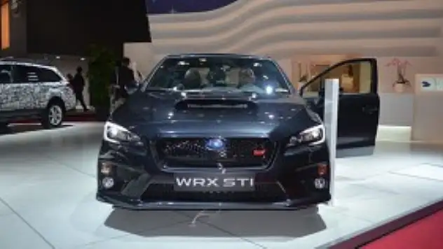 Subaru Ailesi Tam Kadro Paris'te