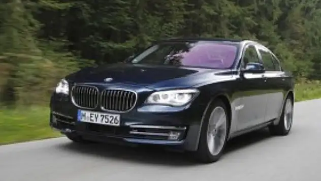 Lüksün Performansla Buluşması: Bmw 7 Serisi
