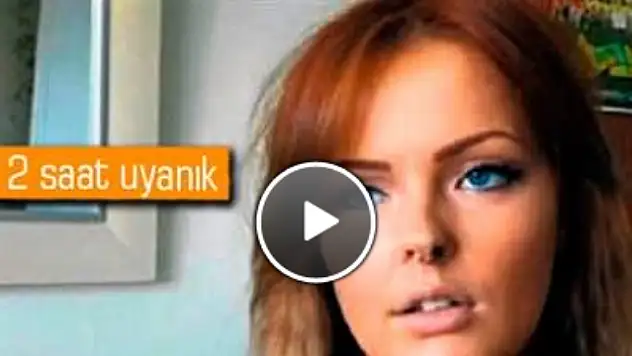 Uyuyan Güzel Sendromu Yüzünden Günde 22 Saat Uyuyor