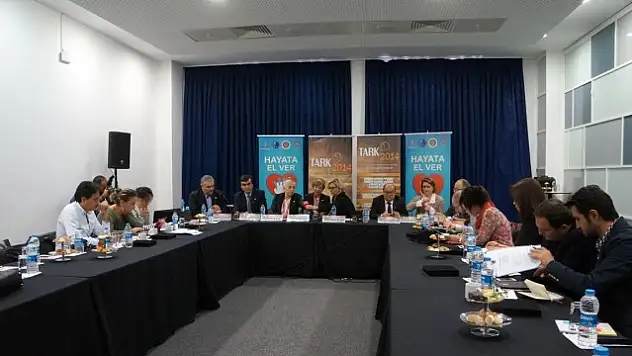 Prof.dr. Alkış: Artık Riskli Hastalar da Anestezi Alarak Ameliyat Olabiliyo