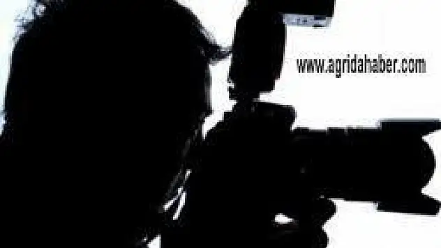 AĞRILI GAZETECİLERE 'MESLEK İÇİ EĞİTİM' SEMİNERİ