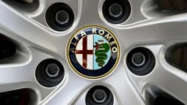 Alfa Romeo'dan Yeni Model Atağı