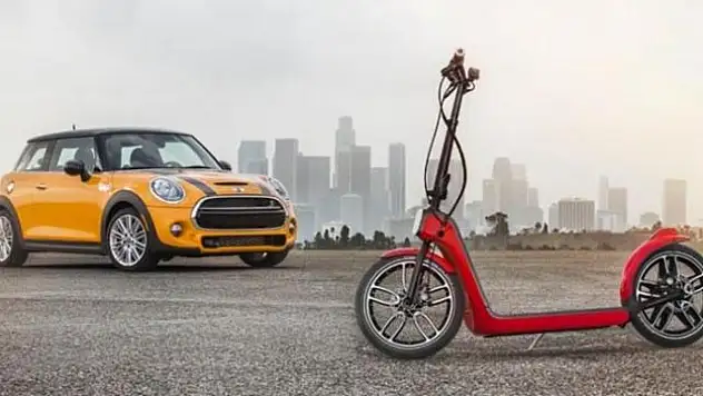 Mını'den Katlanır Elektrikli Scooter: Citysurfer