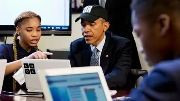 Başkan Obama Bilgisayarda Kod Yazmayı Öğrendi