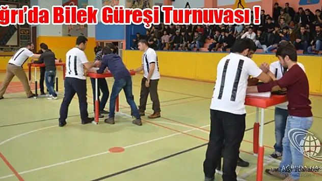 Ağrı Gençlik, 'Bilek Güreşi Yarışması' Düzenledi