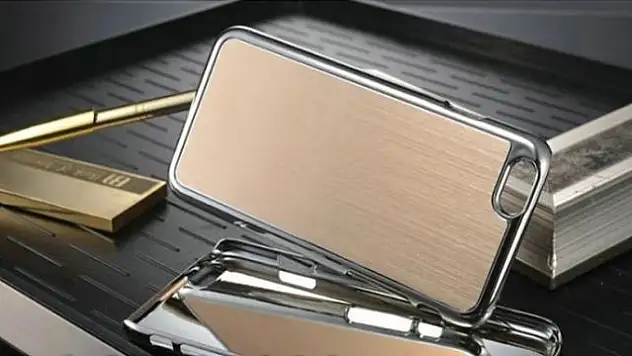 İphone 6, Metal Kılıf ve Aksesuar Sevmiyor