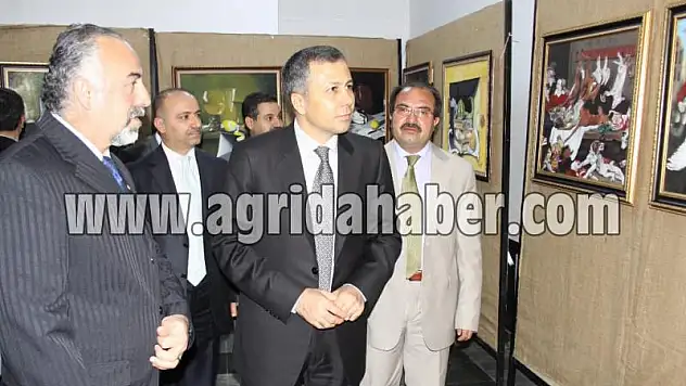 İbrahim ÇEÇEN Üniversitesi Tarafından Resim Sergisi Düzenlendi