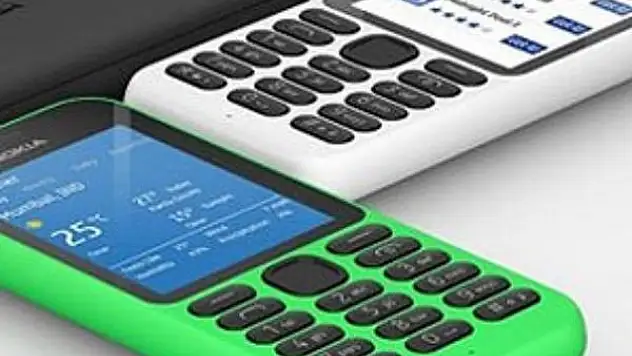 Microsoft 29 dolarlık Nokia 215'i duyurdu