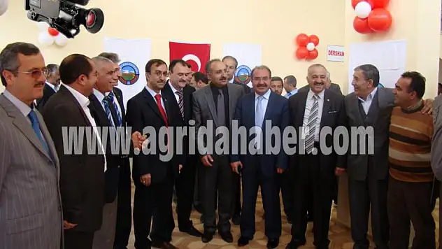 'HER KİTAP BİR ARKADAŞ' PROJESİ HAYATA GEÇTİ VİDEO