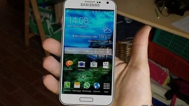 Galaxy S6'da çıkıntılı bir kamera yer alacak