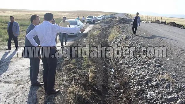 KÖY YOLLARINDA Kİ ÇALIŞMALAR YERİNDE İNCELENİYOR