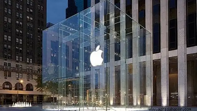 Ünlü DJ Zane Lowe Apple'a transfer oldu