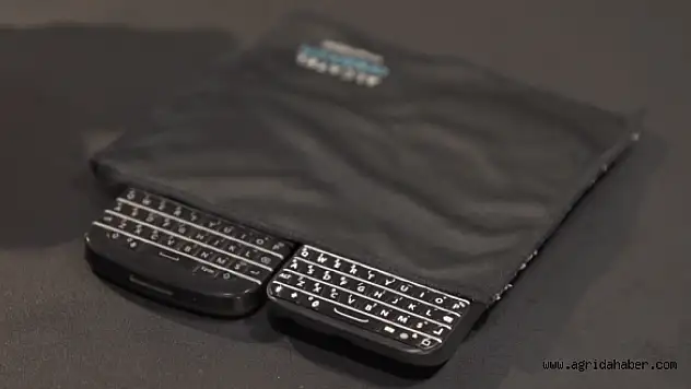 BlackBerry Typonun Peşini Bırakmıyor