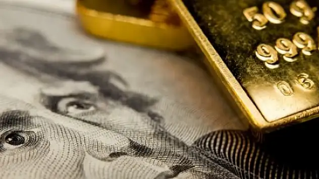 Altın 1.210 doların altına geriledi