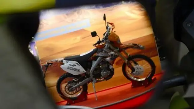 Modifiye motorsikletler büyüledi!