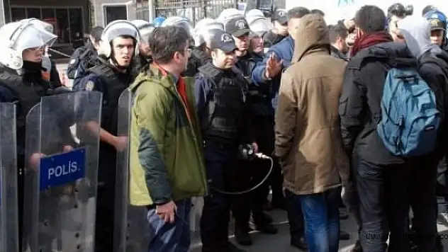 Marmara Üniversitesinde Devrim Kavga