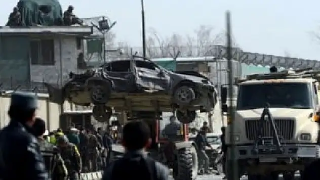Afganistan'da Bombalı Saldırı!