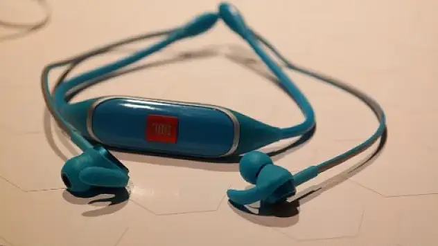İşte karşınızda akıllı kulaklık JBL Reflect Response!