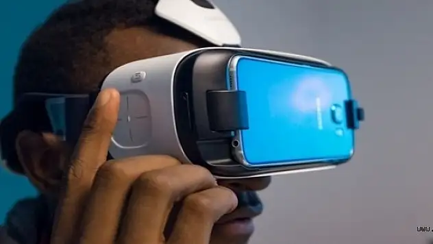 Samsung Galaxy S6 ve S6 Edge için Yenilenmiş Gear VR Tanıtıldı