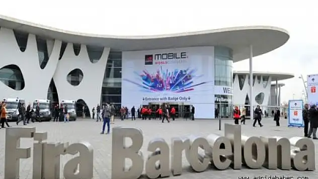 MWC 2015'te tanıtılan en iyi 10 akıllı telefon!