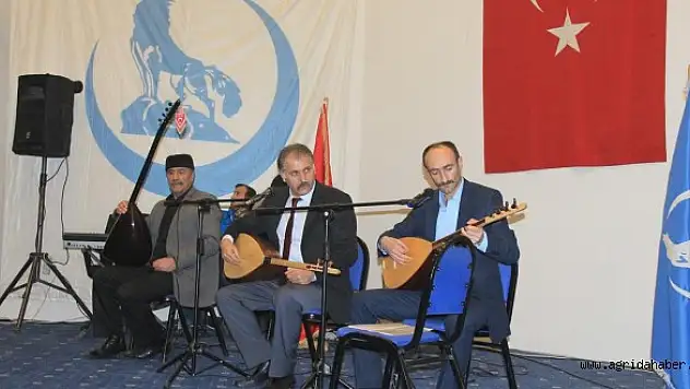 Narman'da aşıklar şenliği düzenlendi