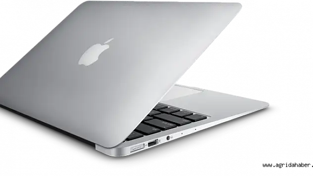 Apple, En İnce Ve Hafif Macbook'u Tanıttı!