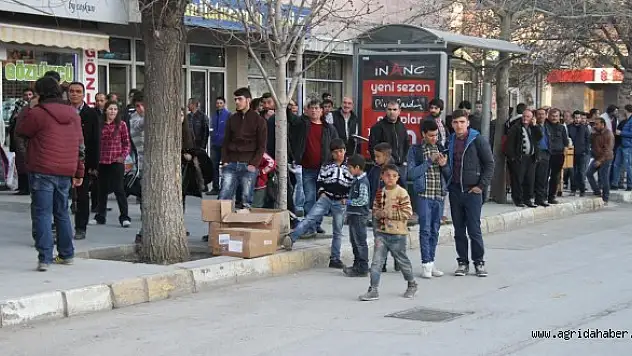 Erzincan'da şüpheli paket fünyeyle patlatıldı