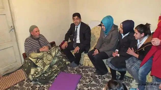 Malazgirt'te öğrencilerden örnek davranış