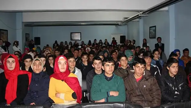 Öğrenciler, KKKA hastalığına karşı bilgilendirildi