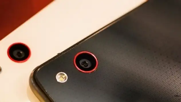 ZTE'den Yeni Üst Seviye Telefon: Nubia Z9