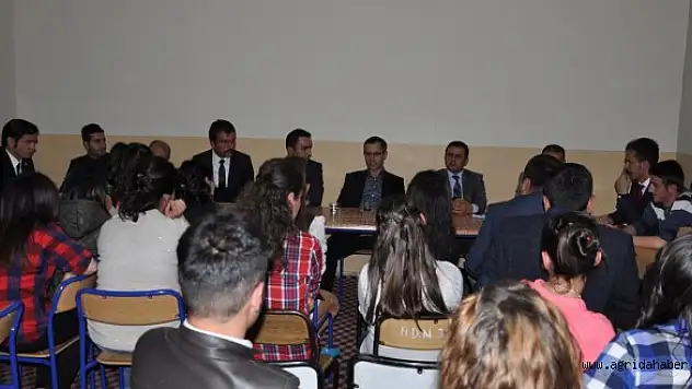 Çukurca'da YGS'ye girecek öğrencilere moral yemeği