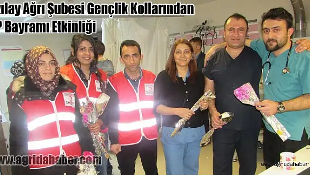 Kızılay Ağrı Şubesi Gençlik Kollarından TIP Bayramı Etkinliği