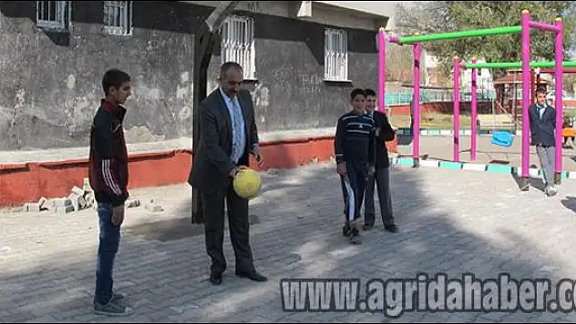 ARSLAN ONARIM VE TADİLATI BİTEN PARKTA BASKETBOL OYNADI