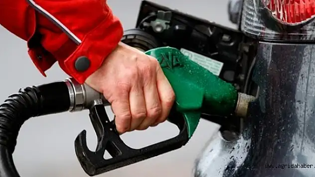Akaryakıt şirketlerine 2,5 milyon lira ceza