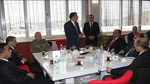 ÖZEL KALEM MÜDÜRÜ CEMAL KAYA VEDA ETTİ