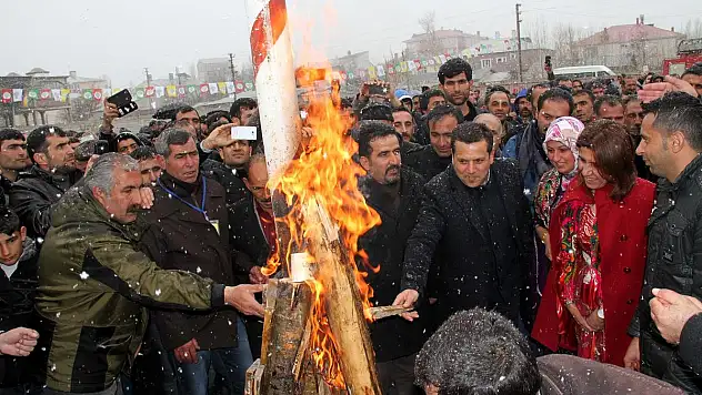 Muradiye'de Nevruz kutlaması