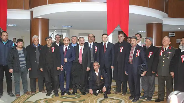 Ağrı'da Şehit Yakınları ve Gaziler İçin Yemek Verildi