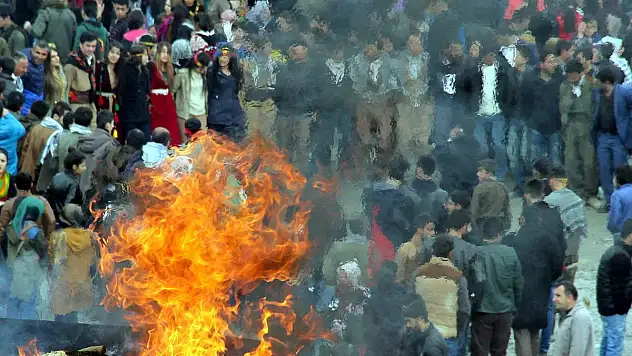 Hakkari'de nevruz kutlaması