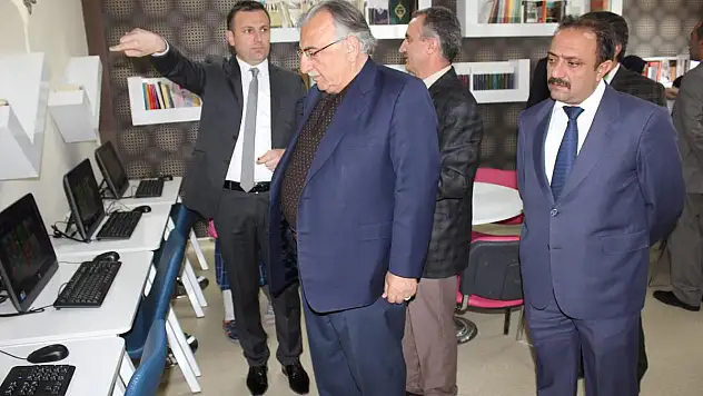 Oltu'da 'z kütüphane' hizmete açıldı