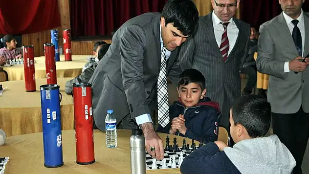 Kaymakam Çiçek'in okul ziyaretleri