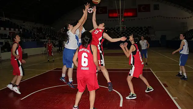 Basketbol: Genç Kızlar Bölge Şampiyonası