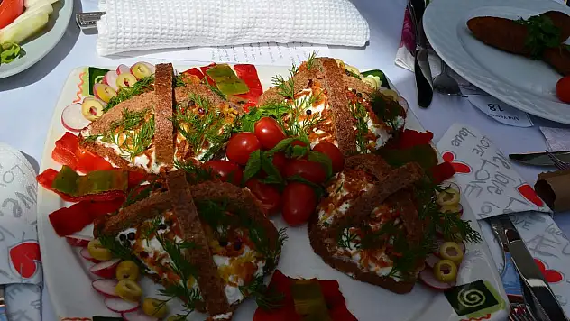Malatya'da 'Bayat Ekmekli Nefis Tatlar' yarışması düzenlendi