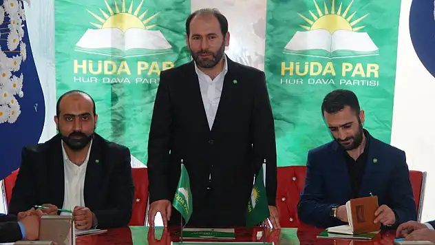 Hüda Par, basınla bir araya geldi